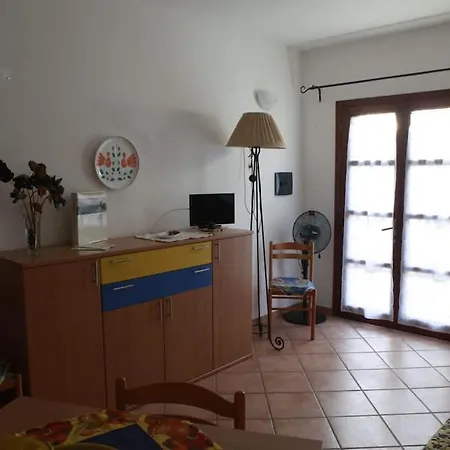 Casa Blu:) Centralissima!!! سانتا تيريزا غالّورا